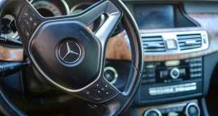 mercedes steering wheel android auto