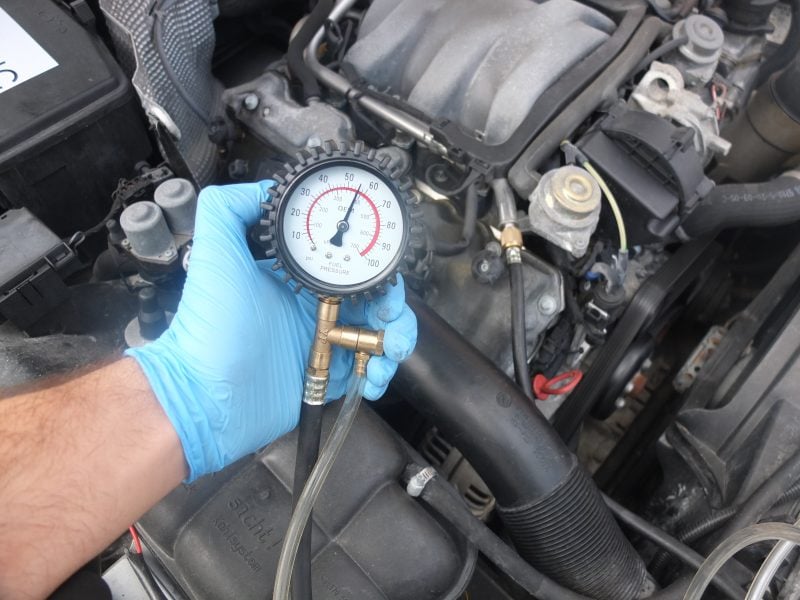 mercedes fuel pressure check