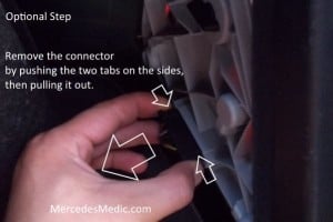 how to replace turn signal c240 c320 c280