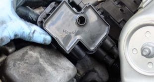 Remove spark plug ignition coil from Mercedes