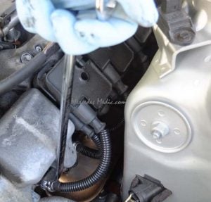 How to remove the spark plug wire E C S CLK SL CL ML Class