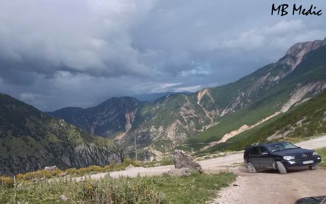 mercedes in albania off road