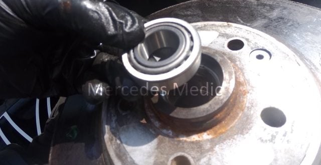 New W210 E-Class wheel bearing