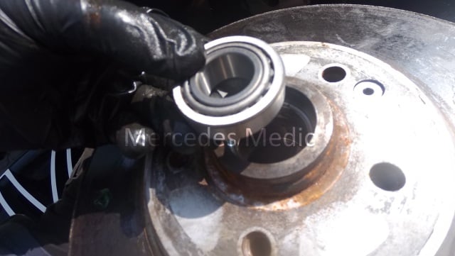 New W210 E-Class wheel bearing